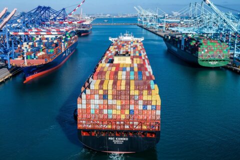 Port Traffic Volume Rises Despite Shipping Challenges 