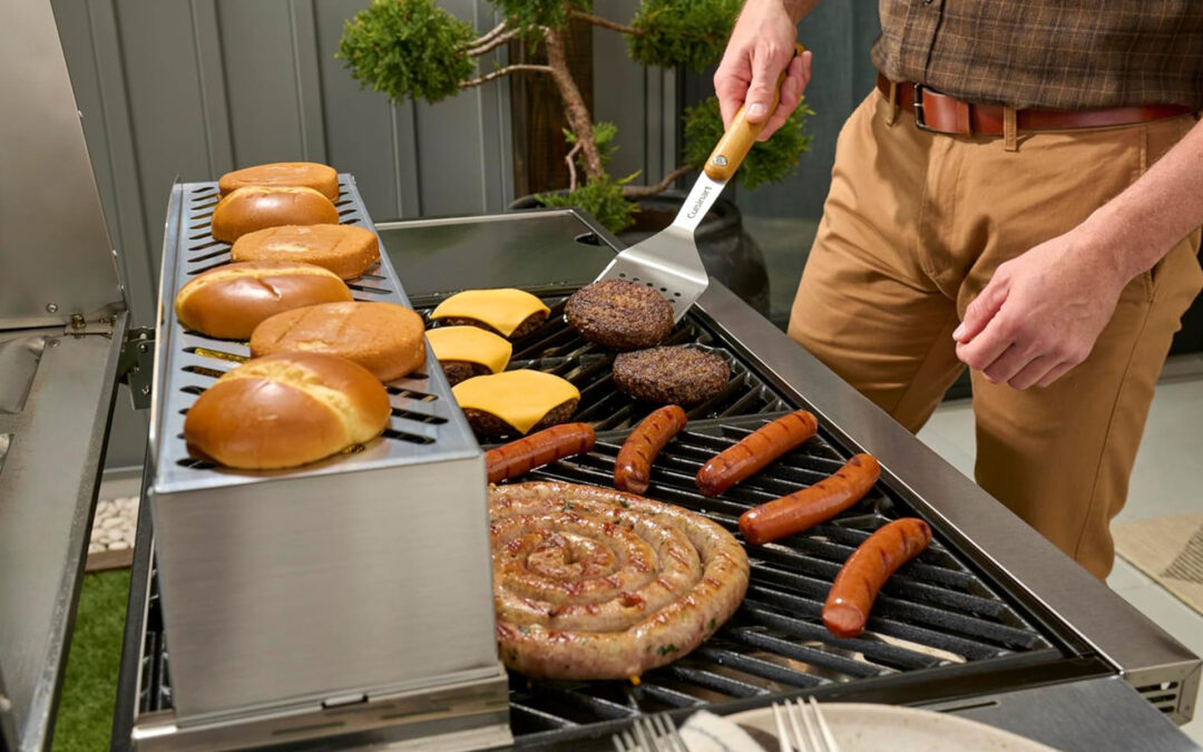 Cuisinart Outdoors Updates Backyard Cooking with New Grills